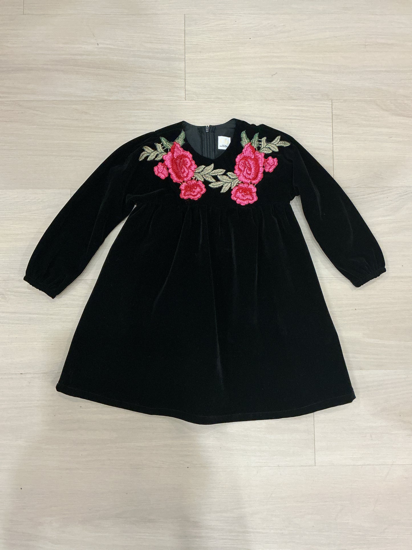 Dress With Flower Emboidery