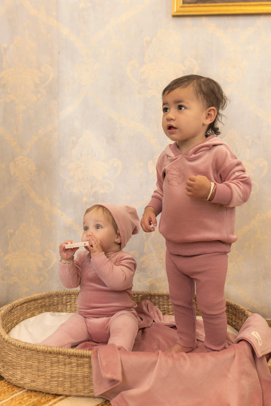 Embossed Mauve 2 Pcs Set