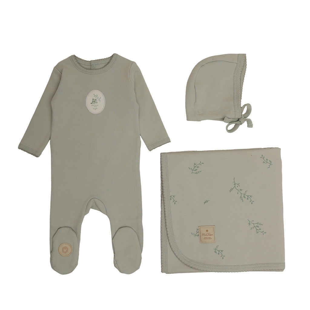 Cottage Comfort Layette Set