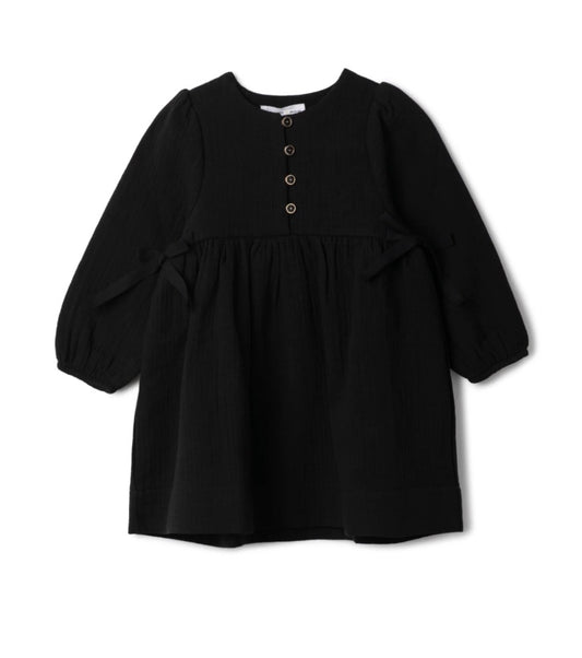 Girls dress with woven fabric