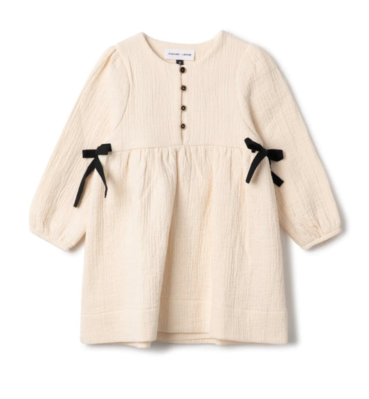 Girls dress with woven fabric